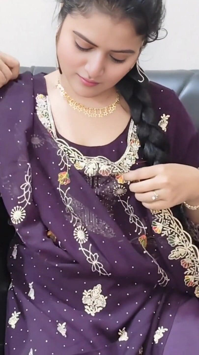 イード特別ビデオ。ビューティフル・ガールのセックスビデオ。新しい彼女と、家に帰った後にセックスビデオを撮る。スーパーエキシレントタイミング。 | クリップ 1