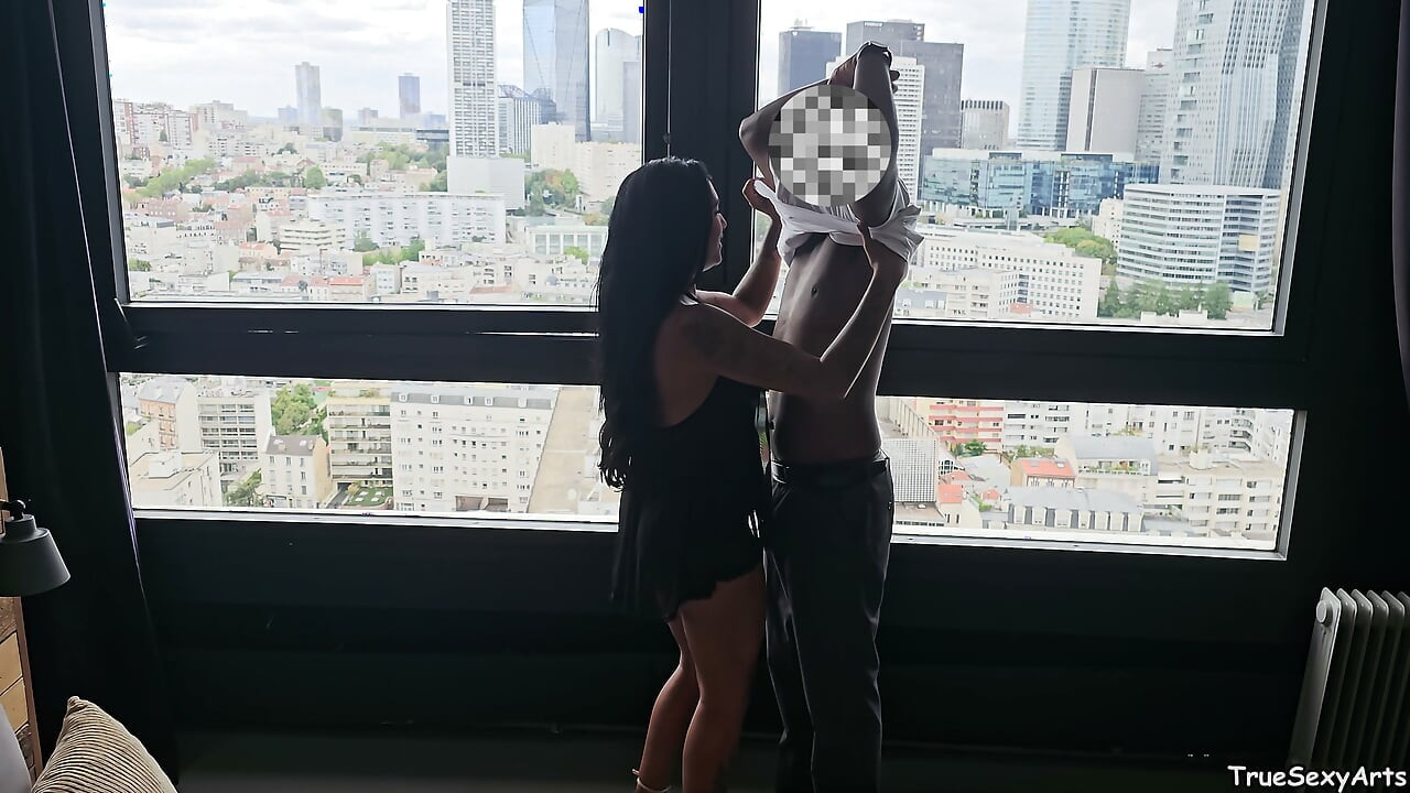 Molly Lollipop 4K Portuguese fucks her BF in the big Suite