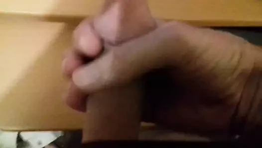 Bir şipşak masturbasyon ve cumming.