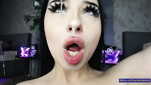 ScarlettJakobs Has the Kind of Charm and French Kisses That Keep You Watching