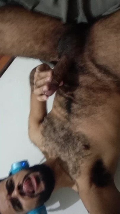 Eu batendo uma