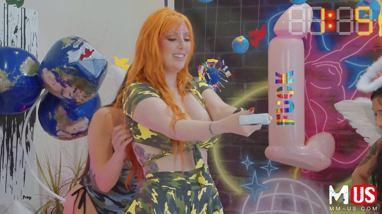 Jerkaoke Featuring Lauren Phillips and Gia Derza