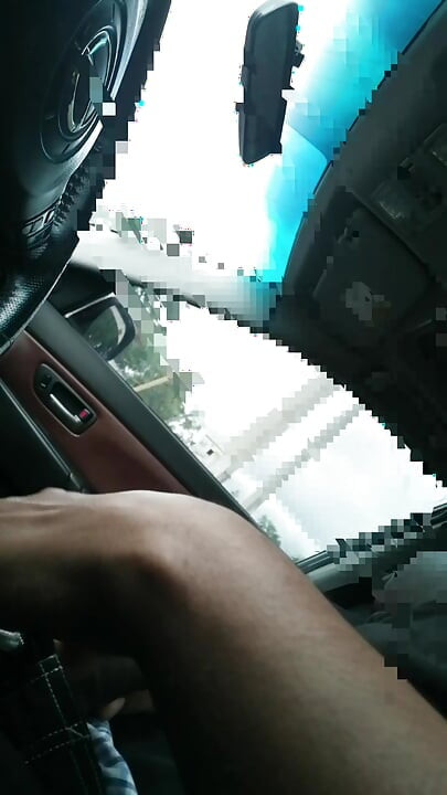 Mince, je me fais un peu dans la voiture