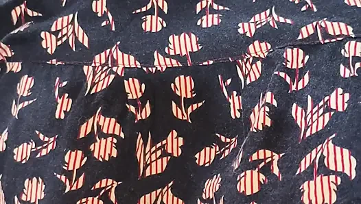 Cowok ini crot di dalam memekku