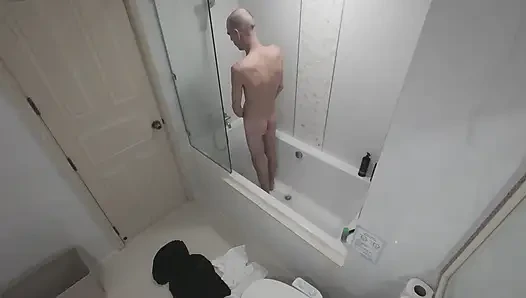Gizli duş kamerası beni duşta yakaladı