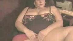 BBW Princess- Surfin the web and playing