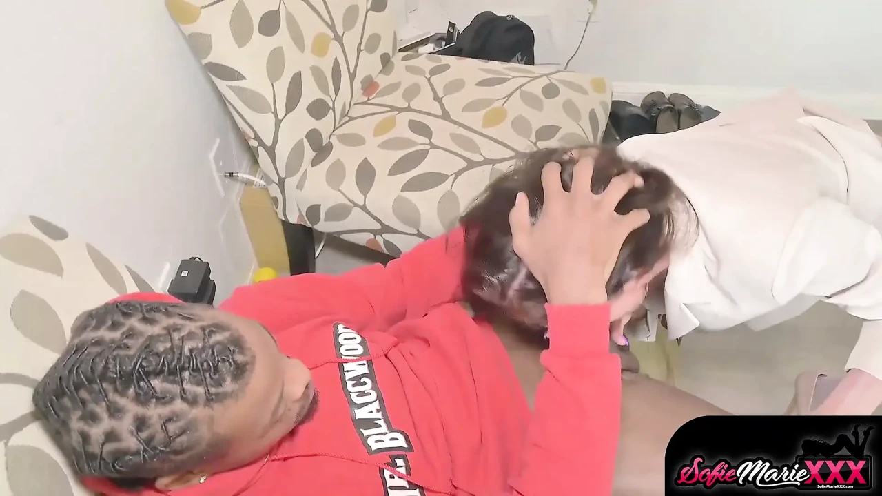 Black Dude Plants BBC Into Sofie Marie Mature Vagina