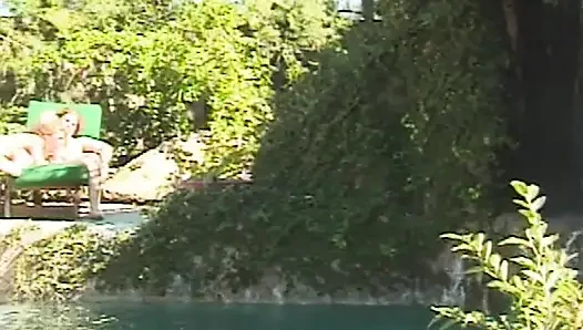 Weiße Panty Chroniken - Teil 1: Outdoor Leidenschaft