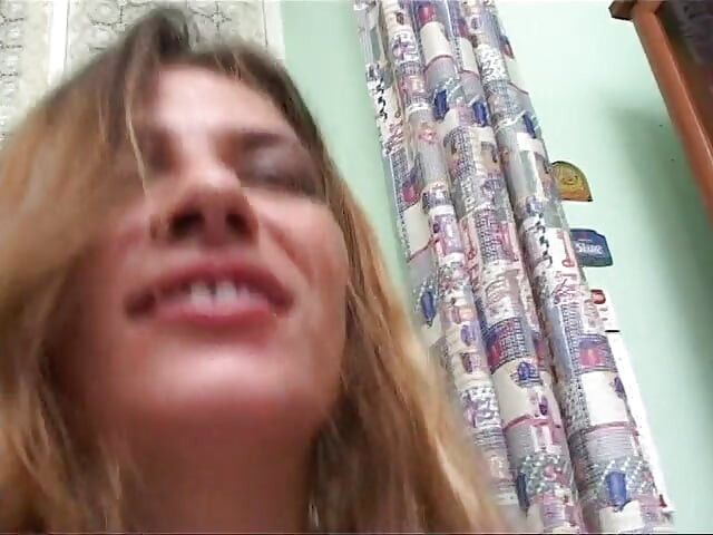 Amateur hot porn video for a teen