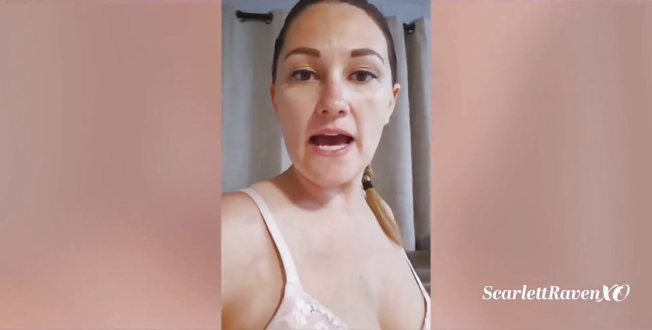 Scarlettravenxo Gets Dressed and Ready for Masturbation