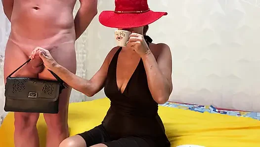 Milf stepmom use her sperm coffee machinemilking handjob .