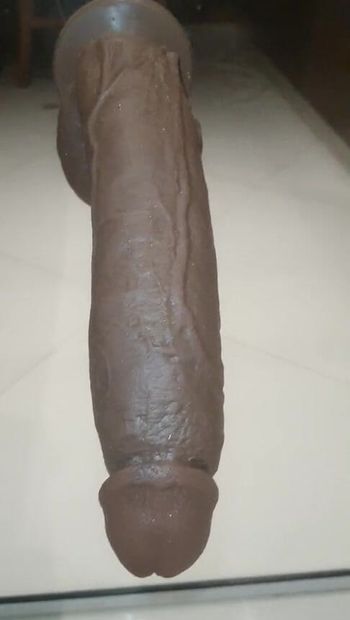 Mein riesiger großer schwarzer Dildo