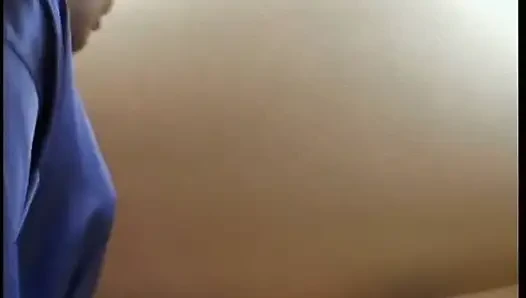 Cewek semok rambut pirang dengan pantat bahenol lagi asik masturbasi sambil pakai stoking seksi sebelum toketnya dicrot sperma hangat