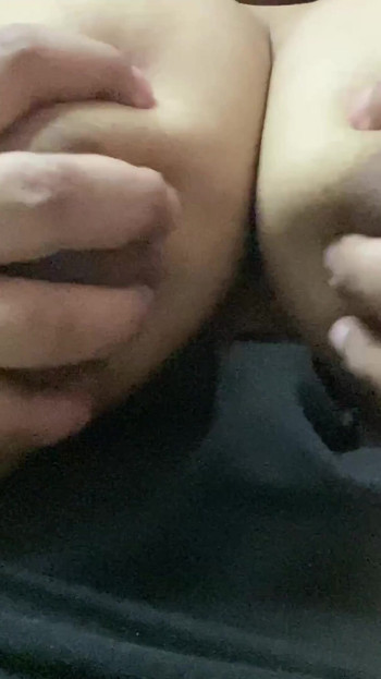 Mahukan tetek saya? | Klip 1