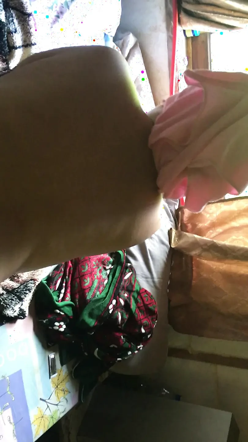 后入式性交妈妈Anasteysha的安全性爱