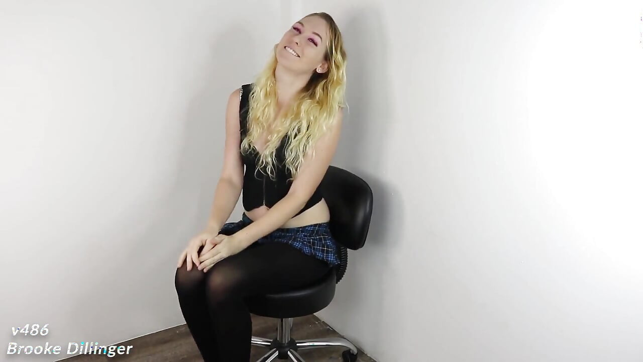 Hos seluar dalam melancap taboo