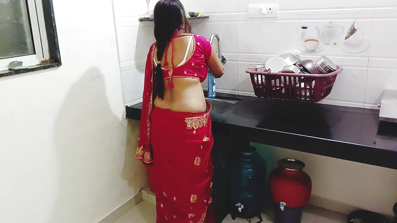 Desi sister-in-law fucked while cleaning in the kitchen while talking sexy things