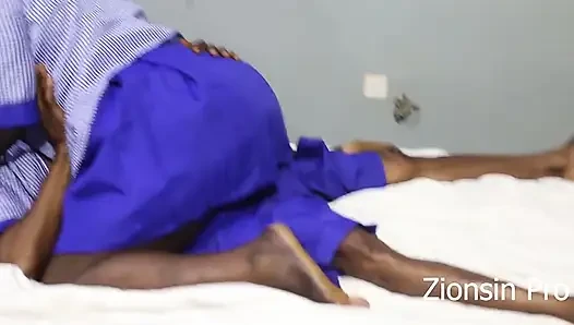 Freche Studentin Mit Großem Schwarzem Arsch Verführt Ihren Kursfreund Zur Fick-session