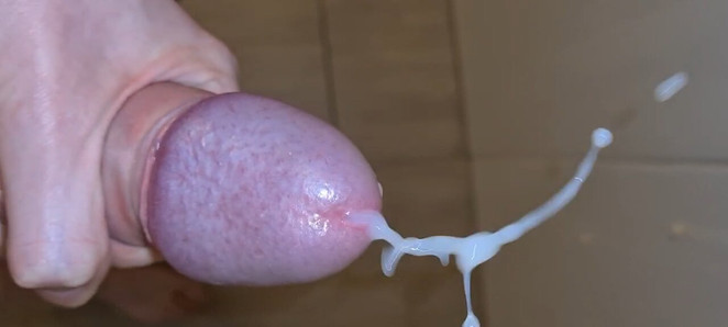 Juicy Cumshot in Slow Motion With Moaning