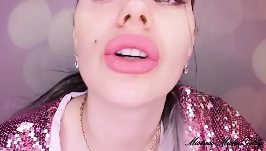 Woman Without Lipstick Will Not Make You Hard! You Are Lipstick Addicted!