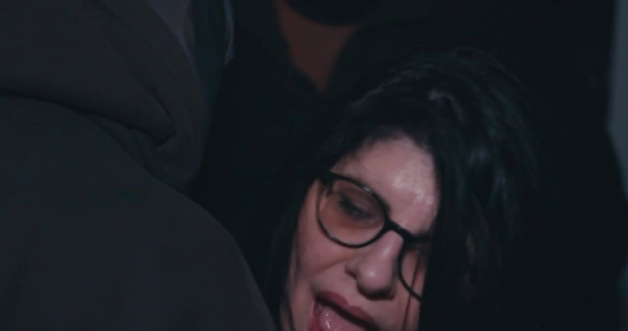 Mature Woman Offered for a Hardcore Gangbang at a Swinger Club