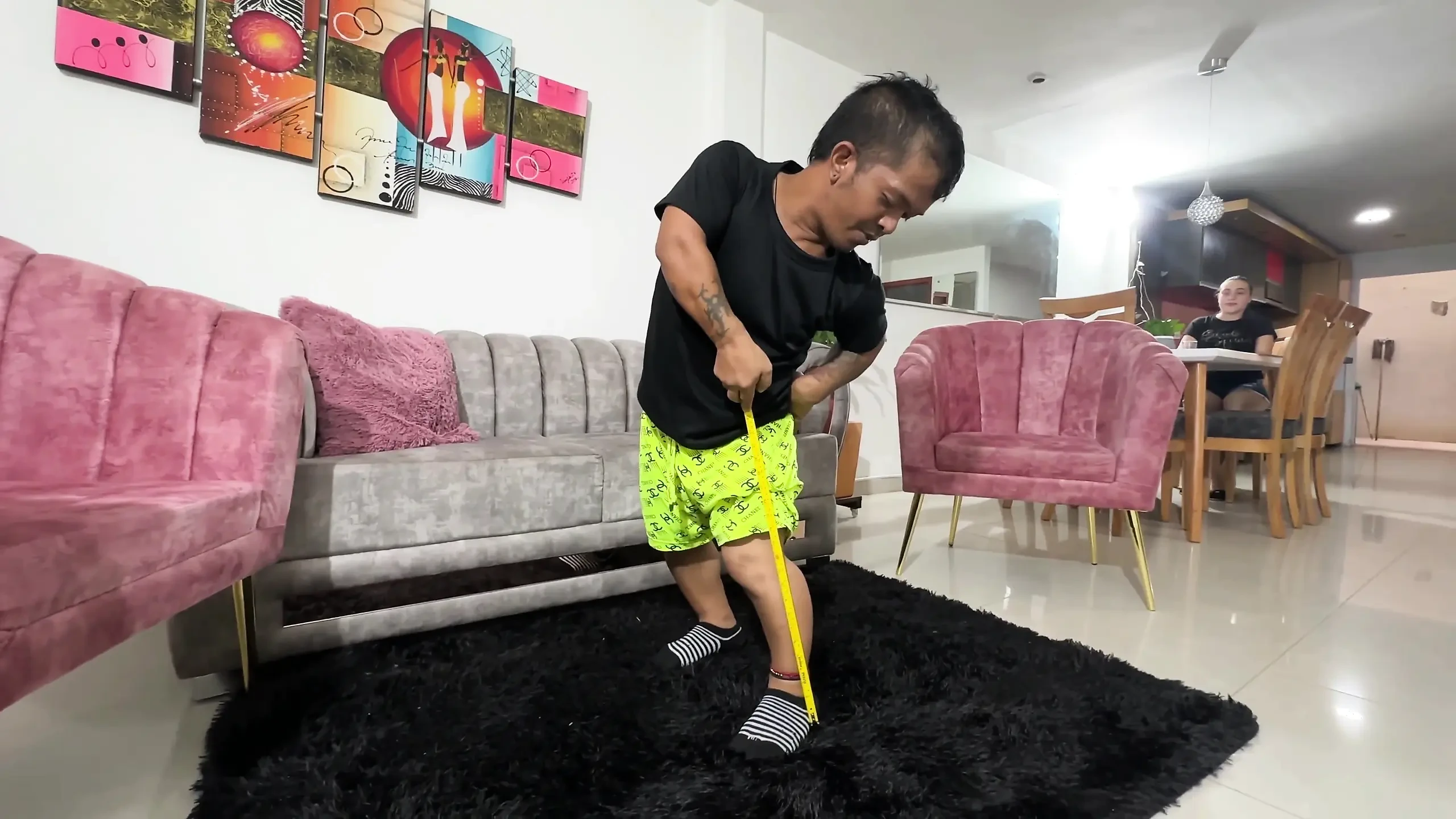 Naughty Pregnant Stepsister Measures My Rich and Huge Penis Believing That It Is Also Small.