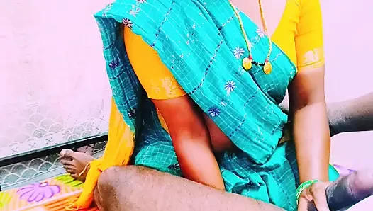 Villege saree zimmermädchen hardcore-ficken mit hausbesitzer. Telugu dirtytalk.