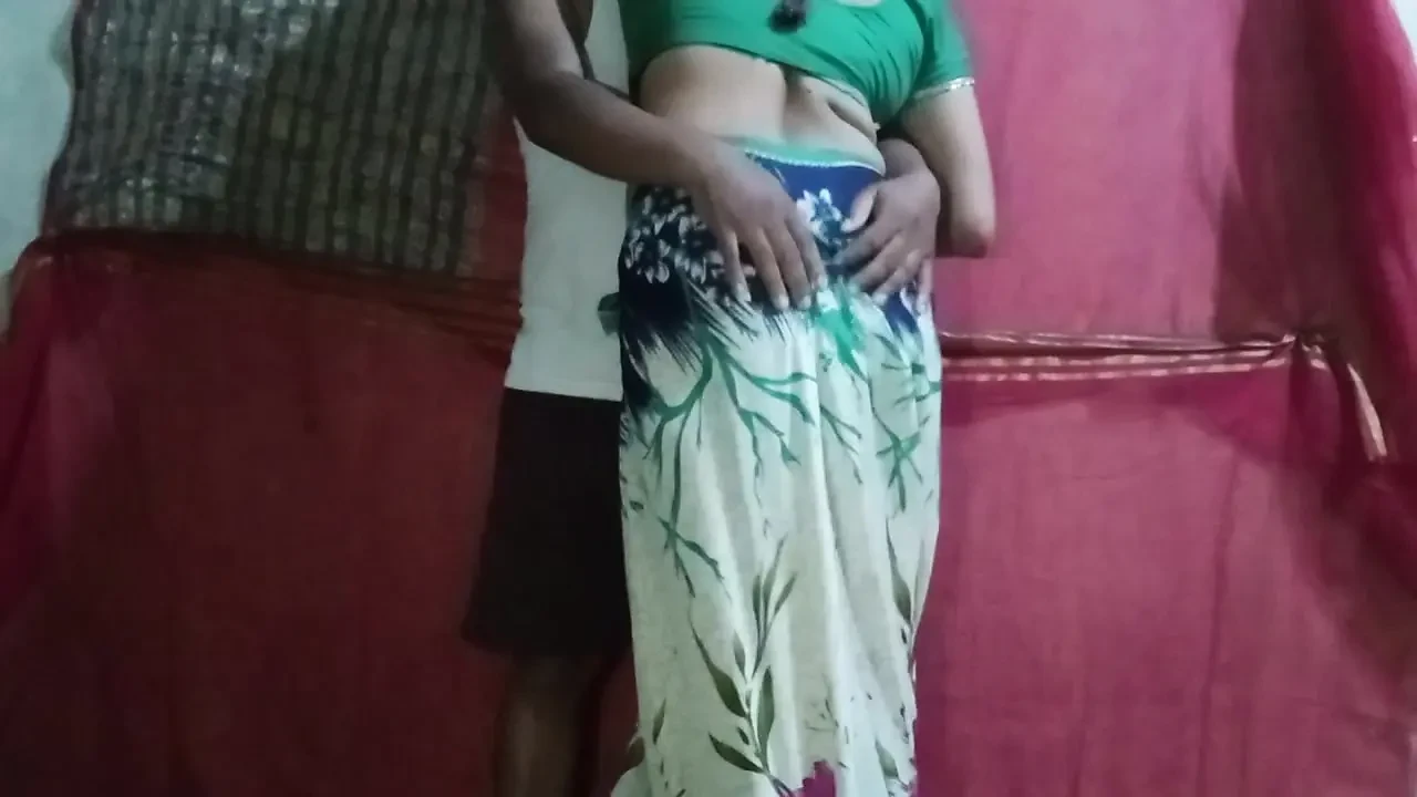 Marathi Bhabhi ko Pichese Choda