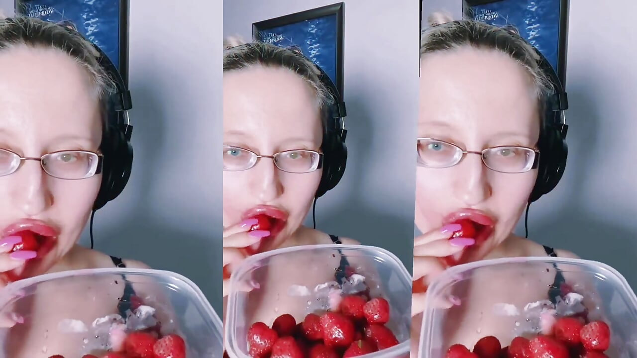 Asmr Strawberry Eating - Asmr, Okulary do oczu, Gianess, Szminka, Duże usta, Mough, Jedzenie, Fetysz twarzy, Długie paznokcie