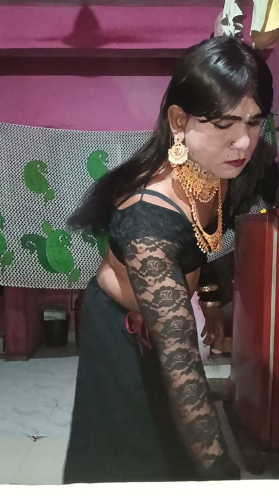 Madhuri Bhabhi | Clip 2
