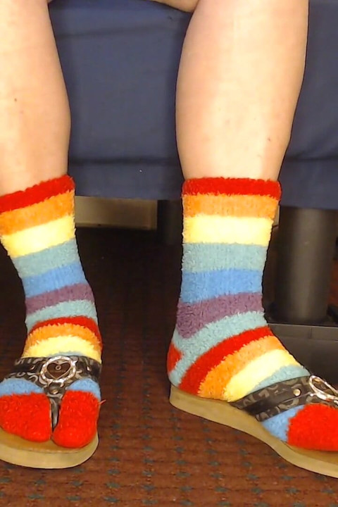 Fuzzy Rainbow Socks Guess Leather Flip Flops