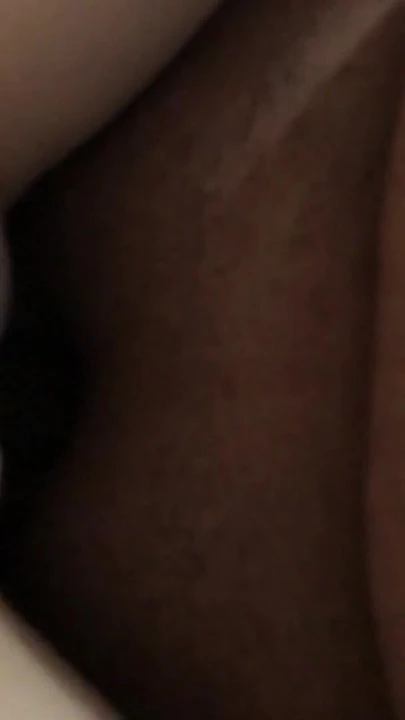 "핫한 마누라"의 스릴 넘치는 순간