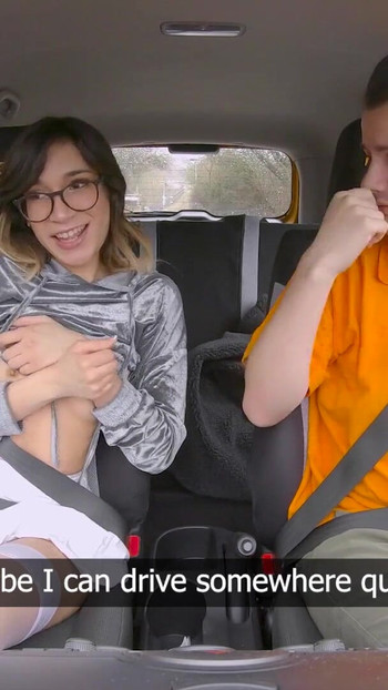 Unvergesslicher moment von "Fake Driving School - Latina-teen Megan Love sieht auf meinem Rücksitz gut aus. Heißer pOV-auto-sex"