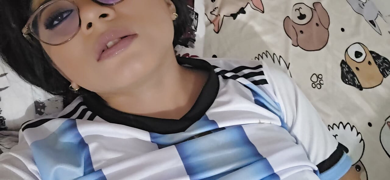 I MASTURBATE WITH MY BROTHER-IN-LAW TOUCHING MY BOOBS