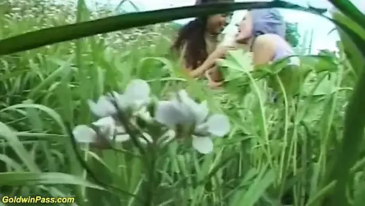 Açık havada lezbiyenler