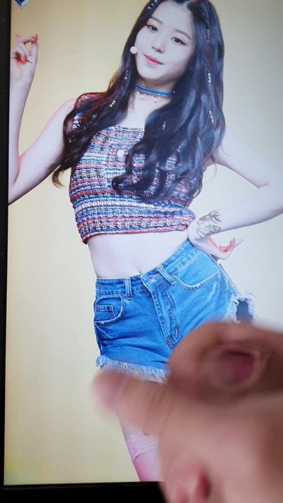 IZONE - Wonyoung - Cock Tease