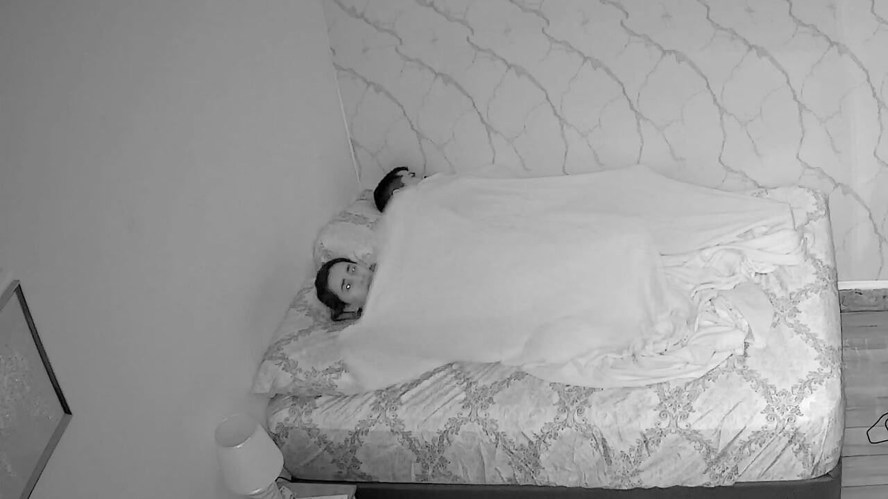 Une Belle-mère Surprise Devant La Caméra Avec Son Beau-fils, Épisode 6