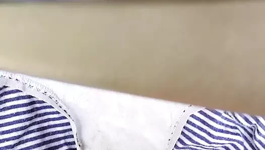 Adım anne için bir kapı yan boşalmak içinde ona külot