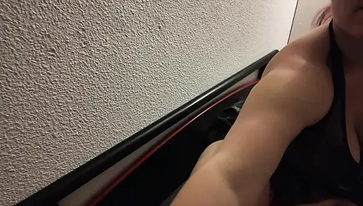 Aku mempersembahkan penurut baruku (bagian 4)