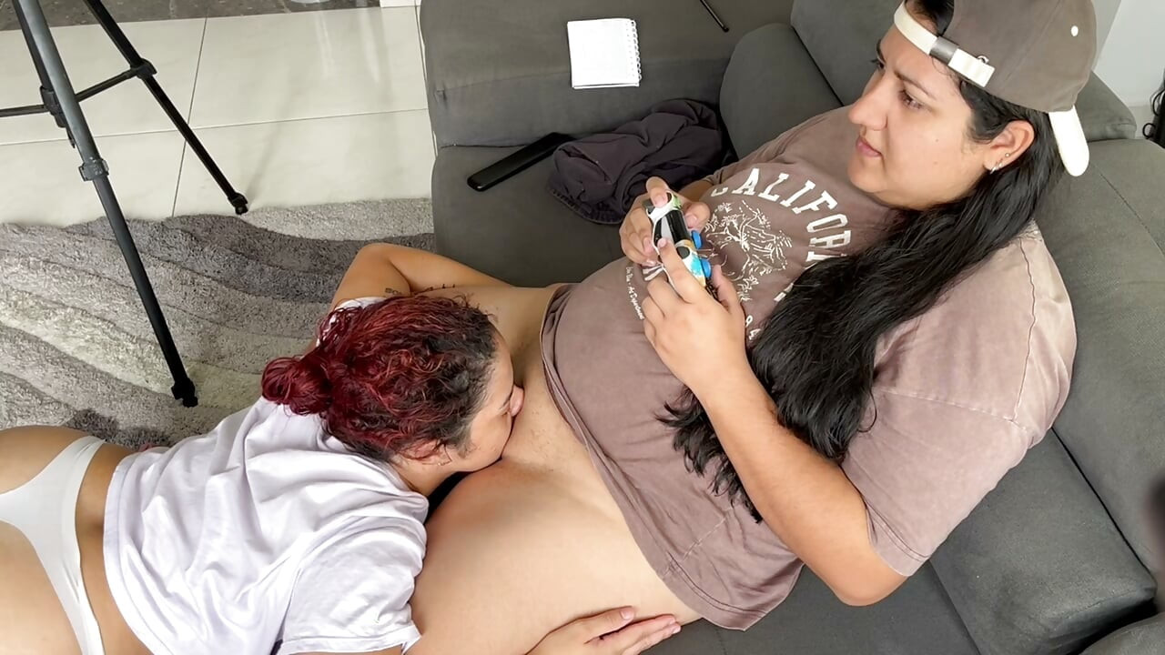 An important game and my stepsister just wants to lick my pussy