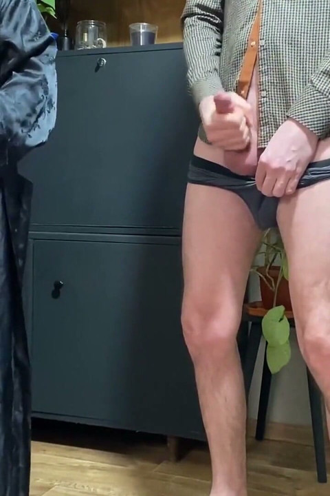 The Wetness of Her Mature Pussy Made Me Cum Quickly