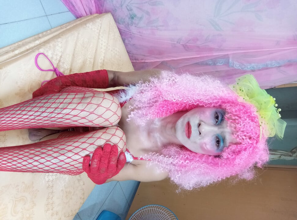 Transgender Le wearing sexy mesh socks porn playing with fake cans