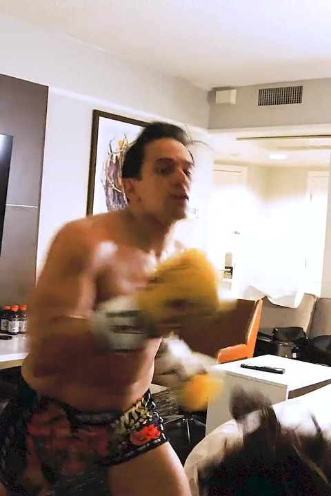 Knockout Boxing Domination: Kandy Vs Sam Stout