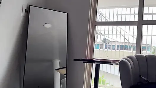 Сводный брат, посмотри на мои секс-фото XXX