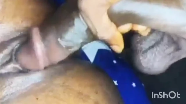 African wet pussy get fuck after giving a hand job