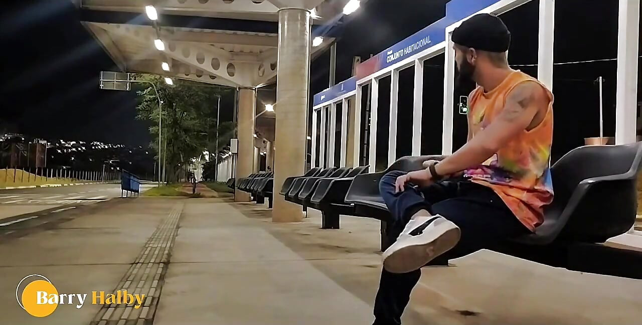 I Sucked the Driver's Dick While Waiting for the Bus.