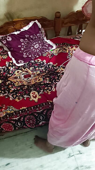 Desi Indian Beautiful Telugu Aunty Saree Fucking Hot Romance Pussy Doggy Style