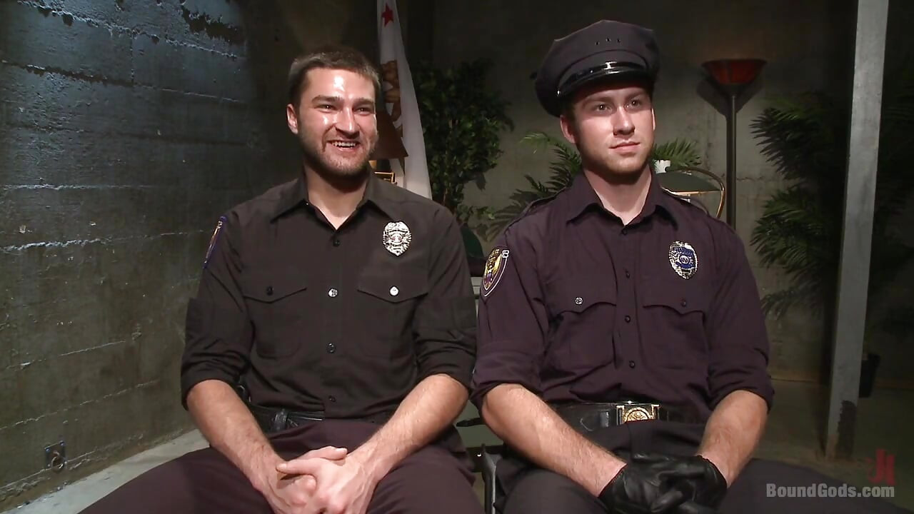 Good Cop - Bad Cop