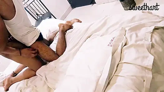 Красивая горячая подруга развлекается сексом, хинди аудио