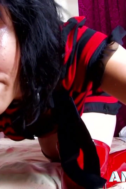 Jordanne Kali in red latex boots pussy fucked in bed